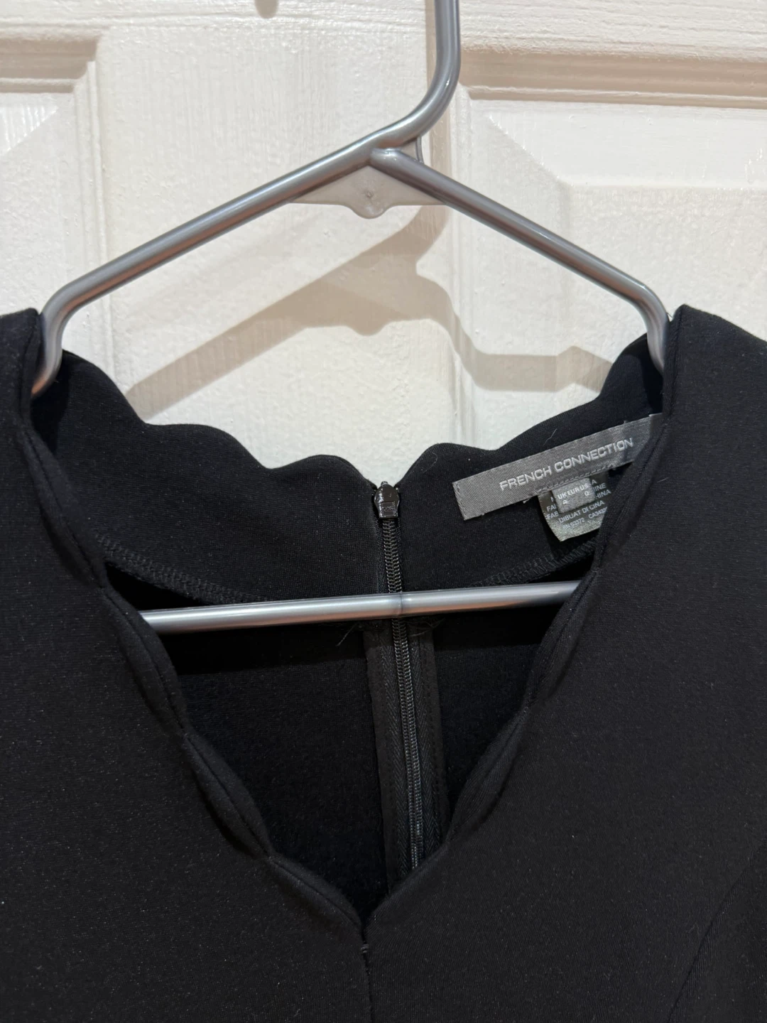 black dress- size 0 - photo 2