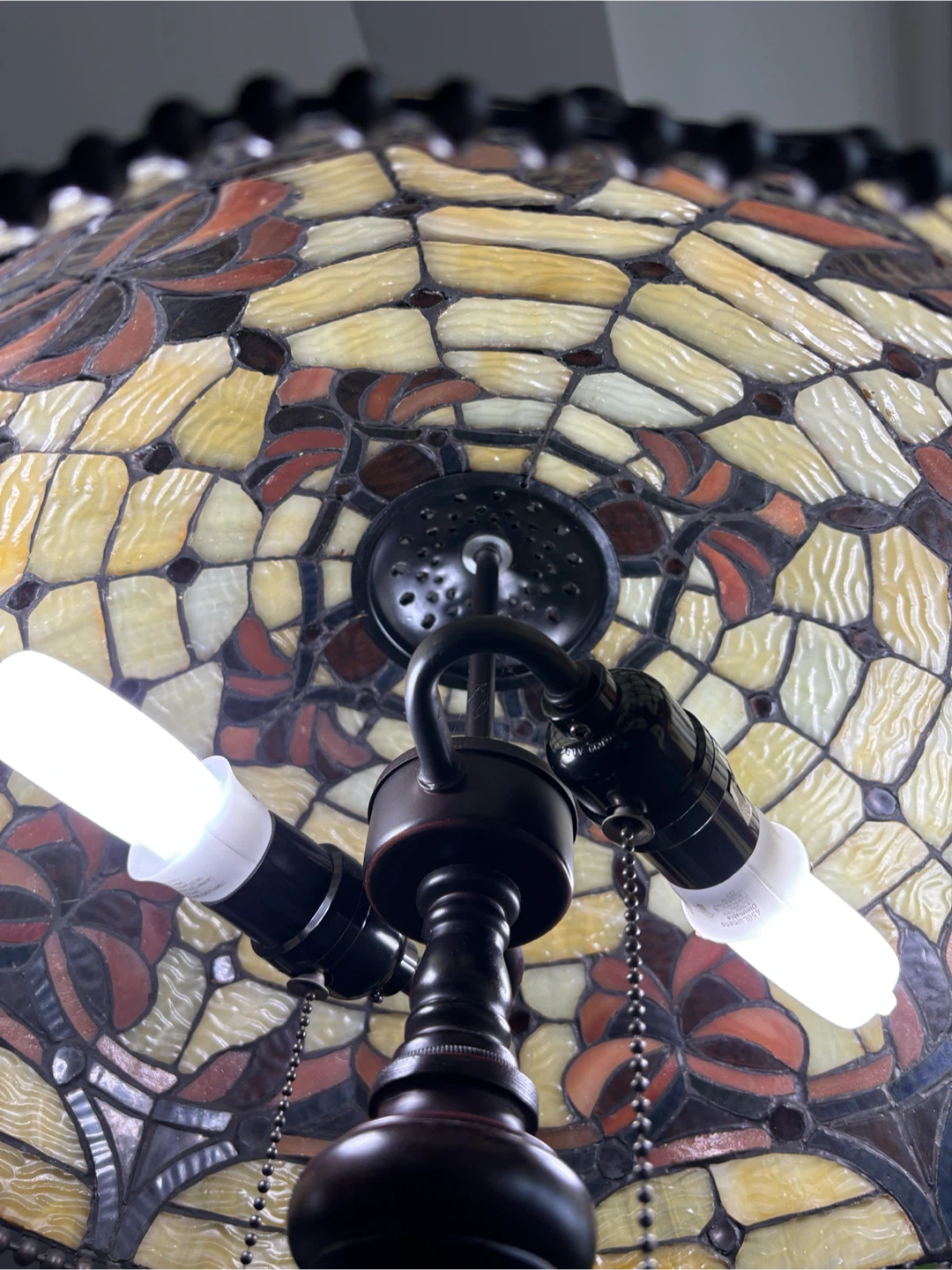 Tiffany Style Stained Glass Table Lamp - photo 3