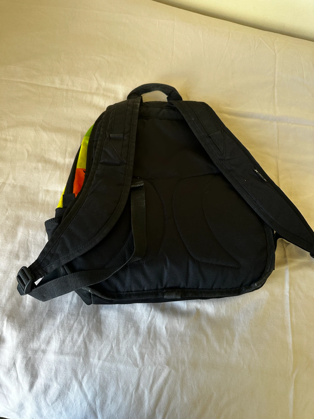 Hurley Colorful Patchwork Backpack - photo 2