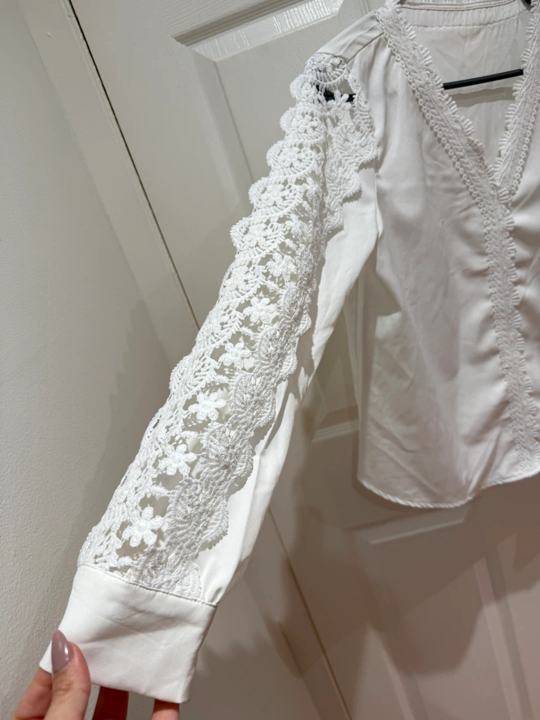 White Lace Sleeve Blouse - photo 2