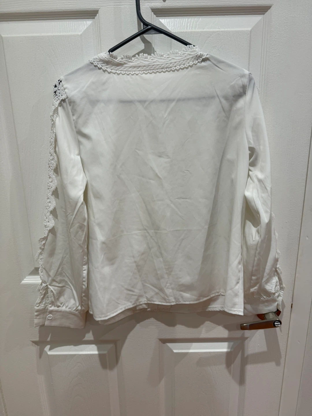 White Lace Sleeve Blouse - photo 3