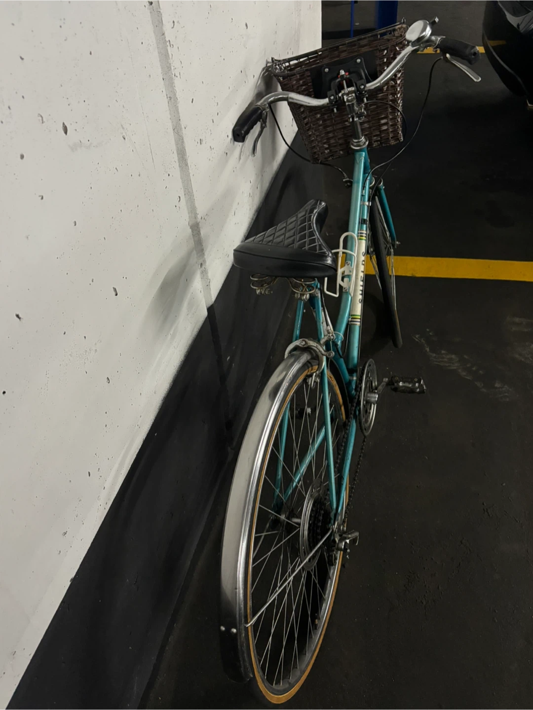 Vintage Shielos 5-Speed City Bike - Basket Included - photo 2