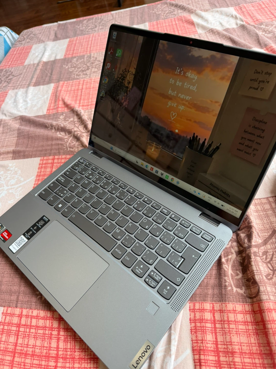 Lenovo IdeaPad Flex 5 360° Touchscreen Laptop + Lenovo Pencil - photo 2