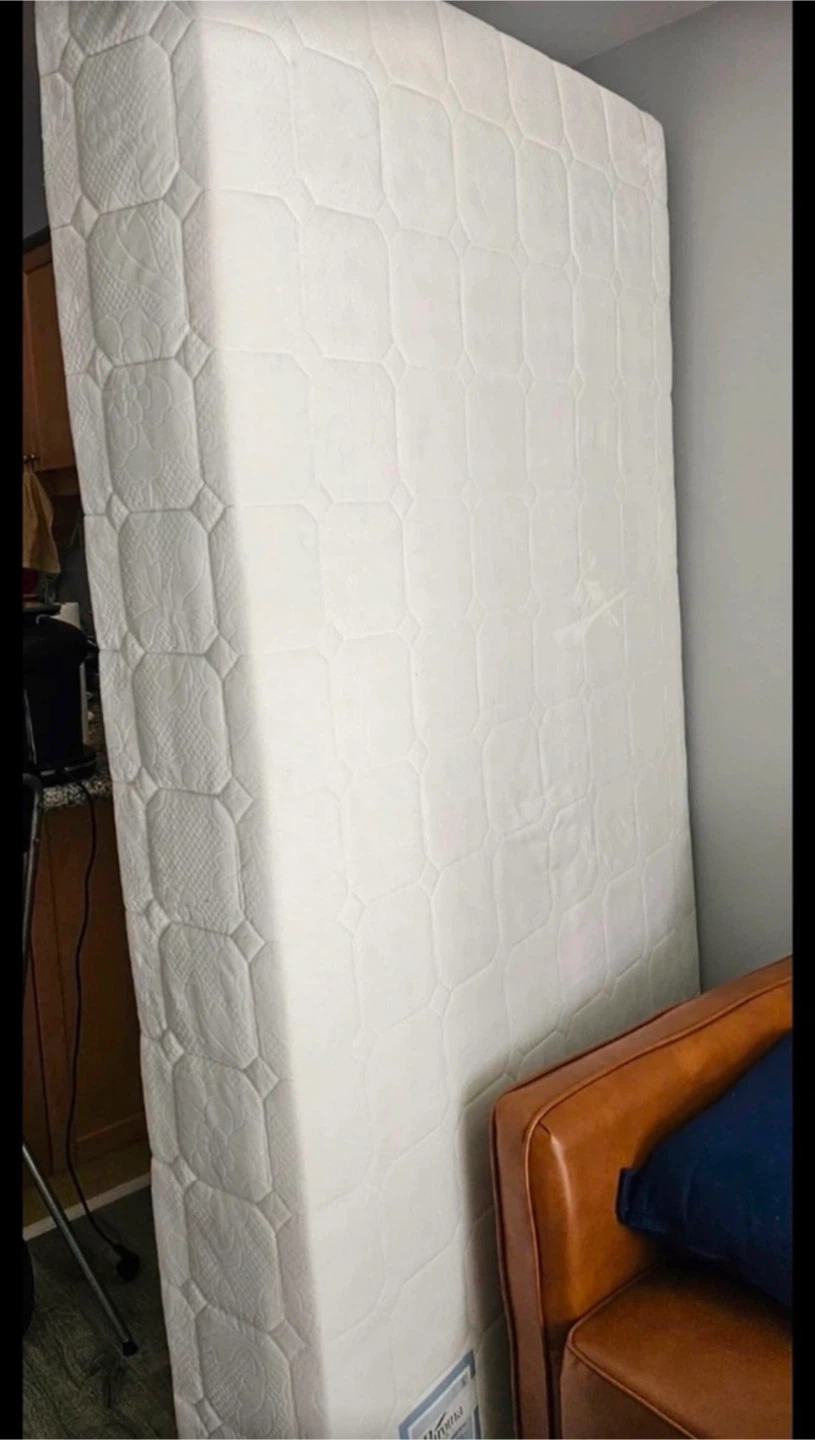Twin XL size Mattress - photo 4