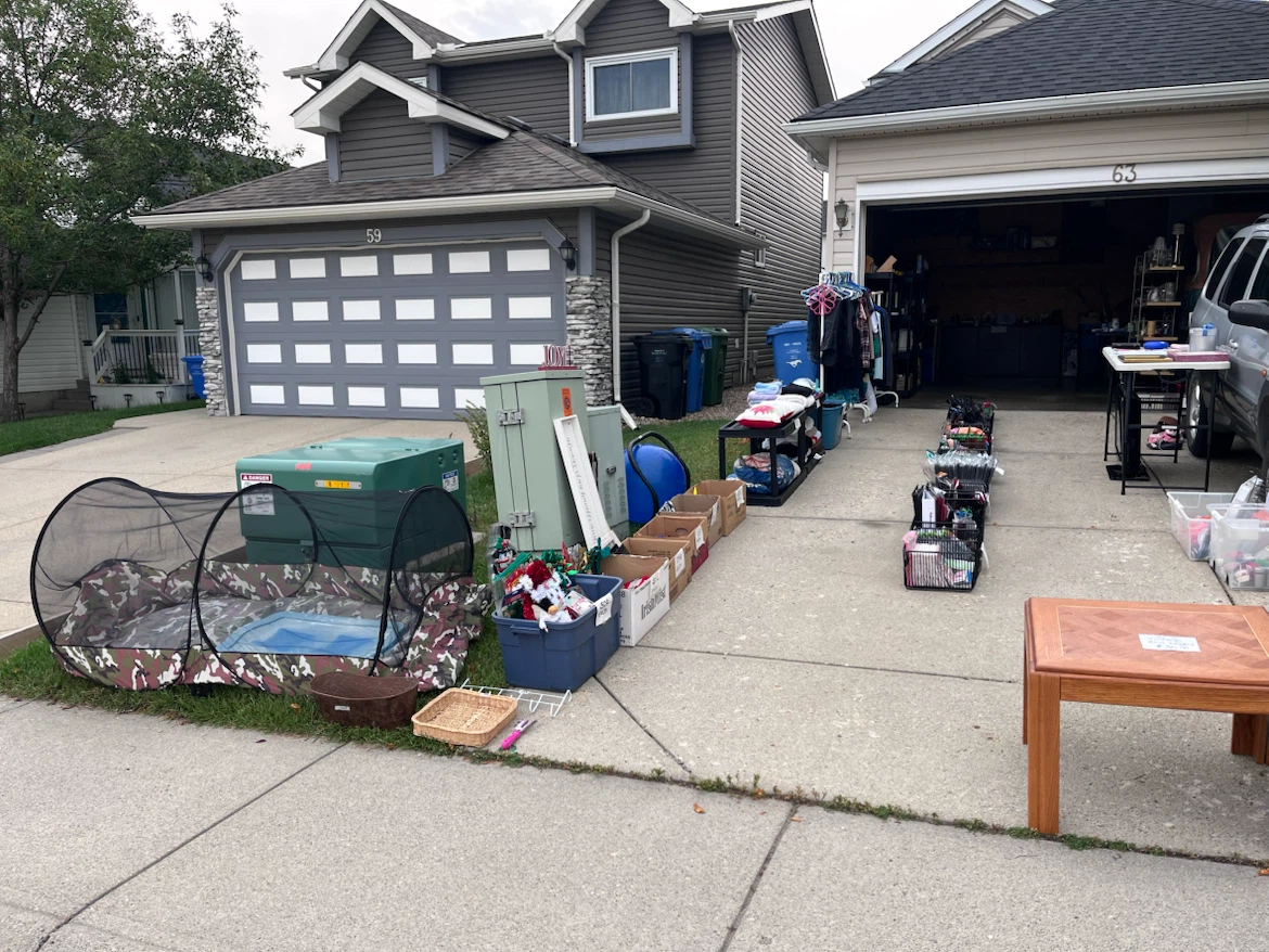 GARAGE SALE