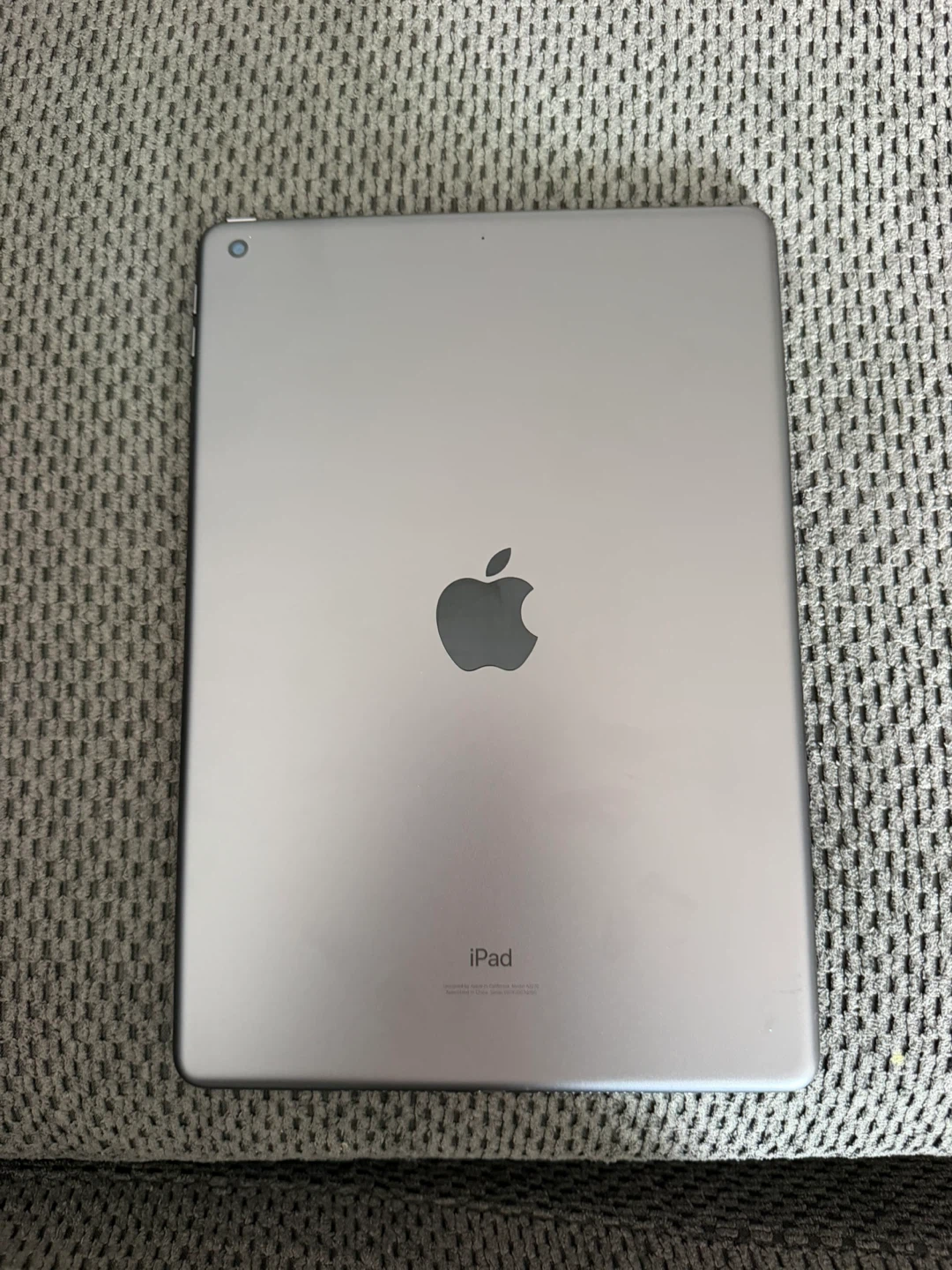 Apple iPad (8th Gen) 128GB - Silver