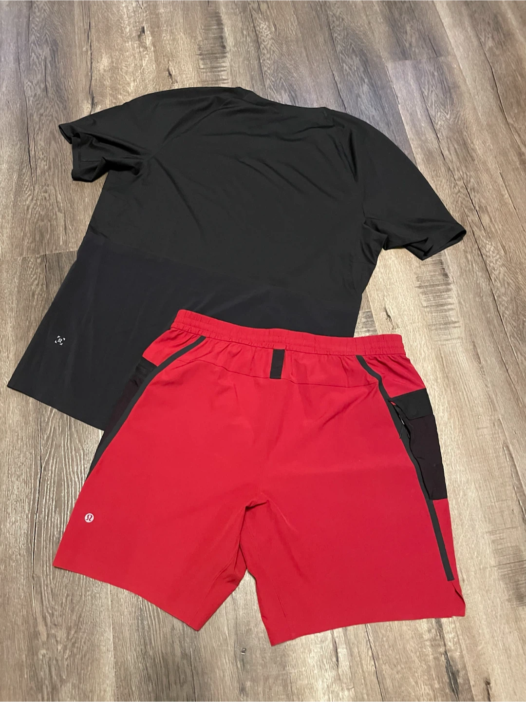 New lululemon T-Shirt and Shorts (Men: Large) - photo 4