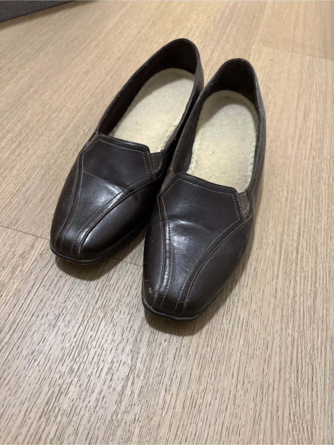 Tender Tootsies Women's Dark Brown Loafers - Size 9W - photo 3