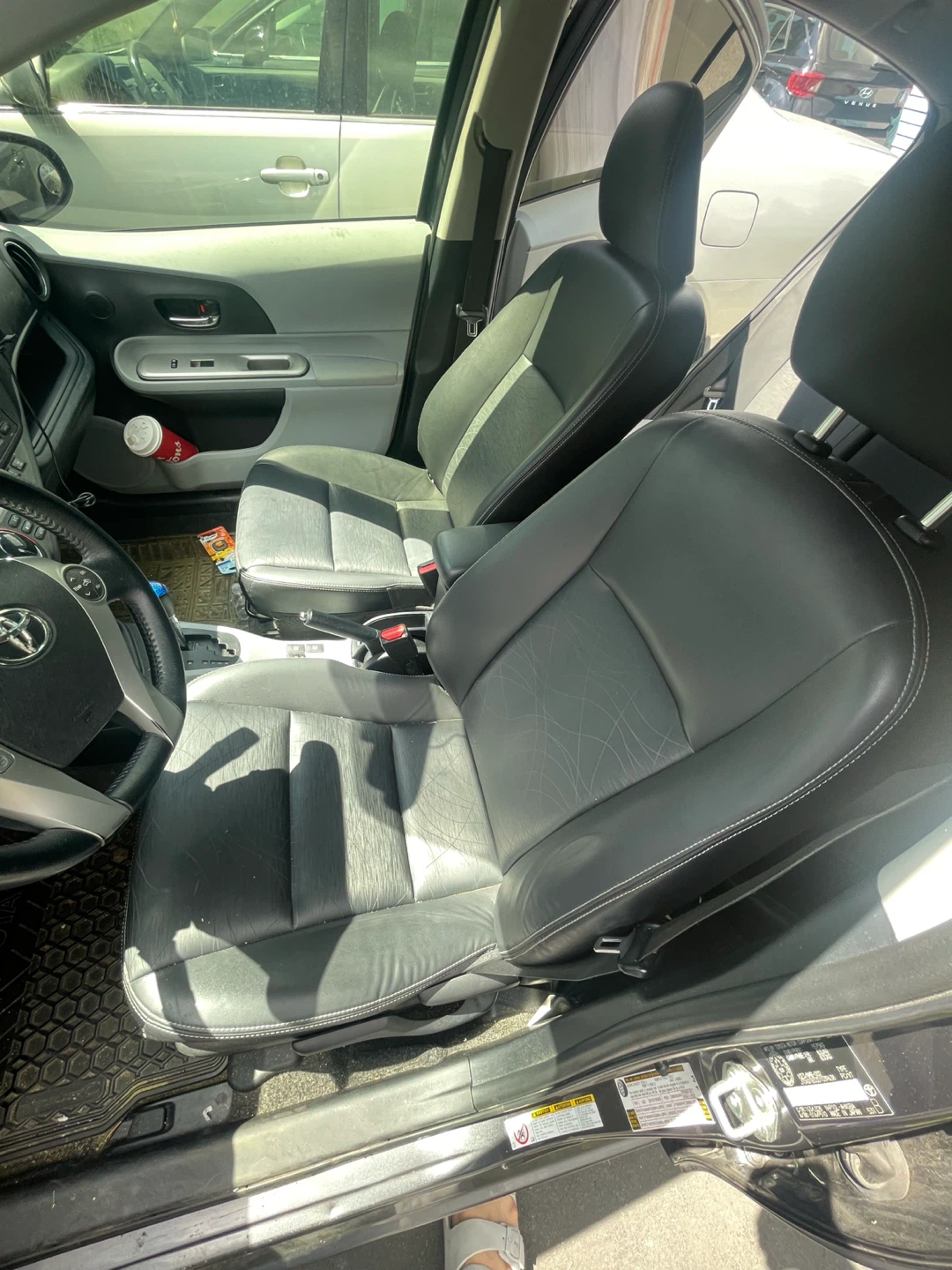 Toyota Prius C 2013 - photo 5