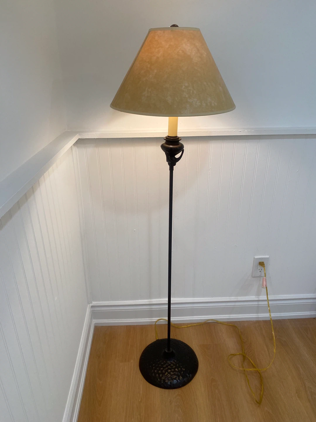 Vintage Floor Lamp with Textured Shade - photo 2