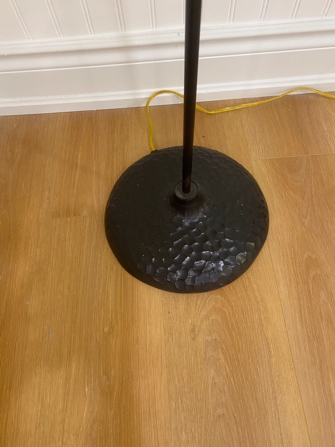 Vintage Floor Lamp with Textured Shade - photo 3