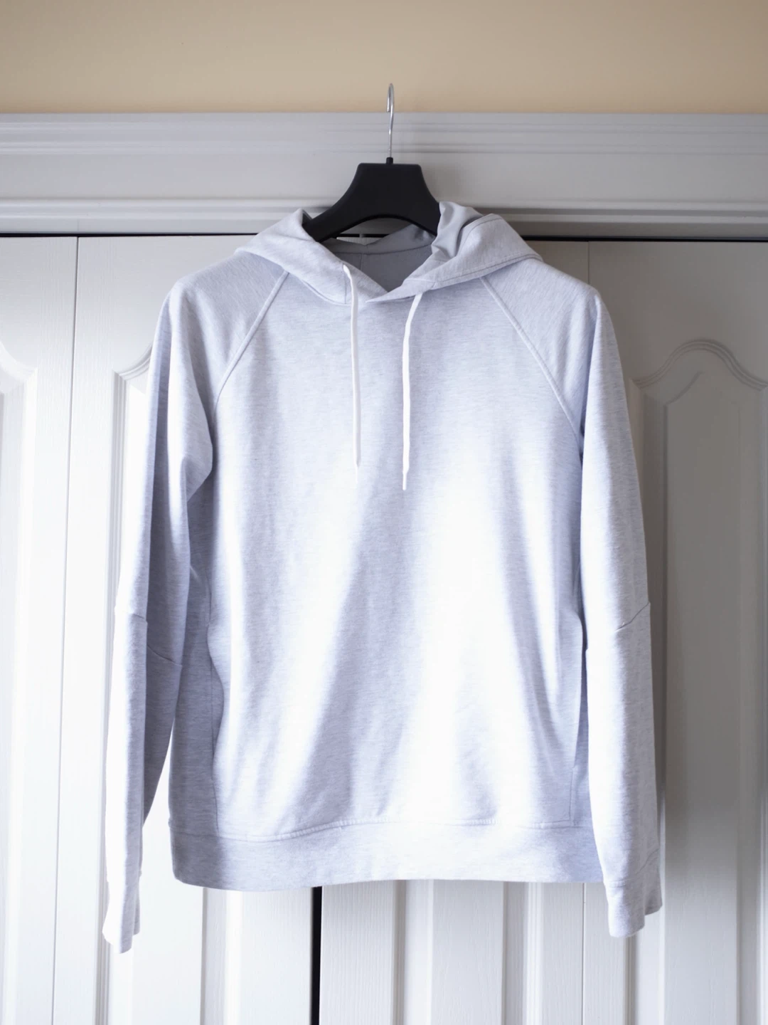 Lululemon City Sweat Pullover Hoodie 128$ (M)
