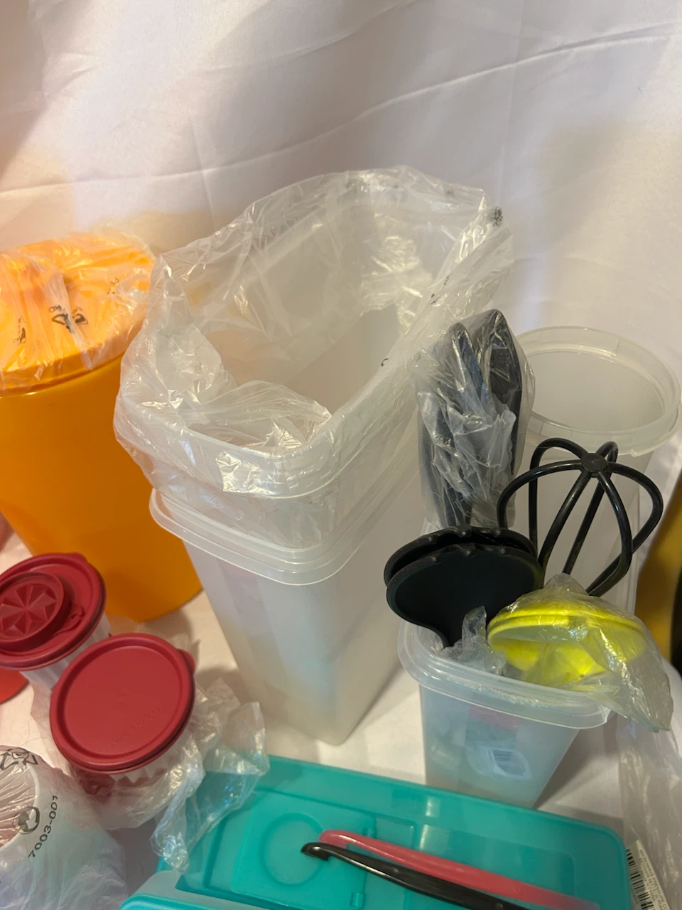 Tupperware Kitchenware and Storage Set - photo 5