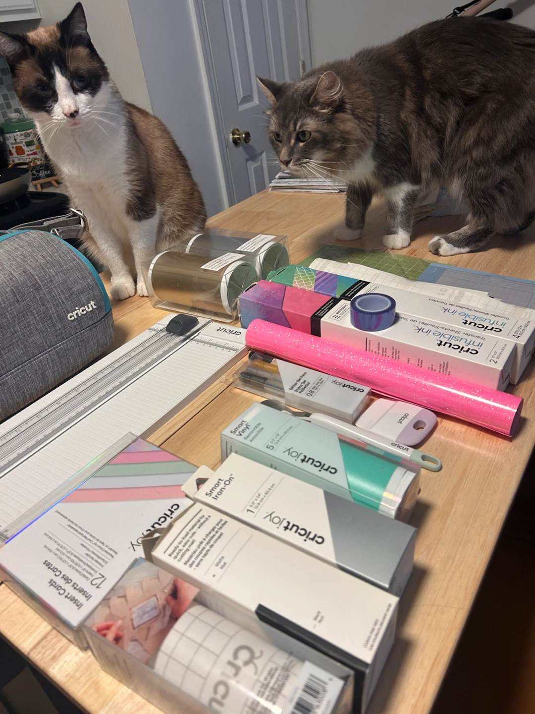 Cricut Joy Machine and Accessories Bundle