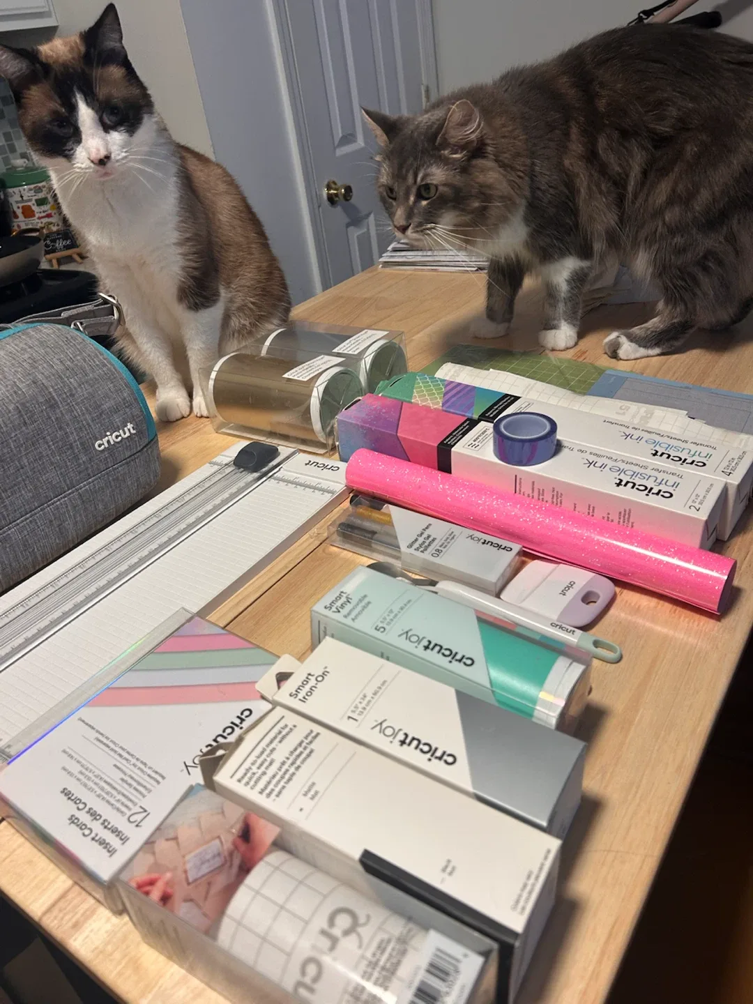 Cricut Joy Machine and Accessories Bundle