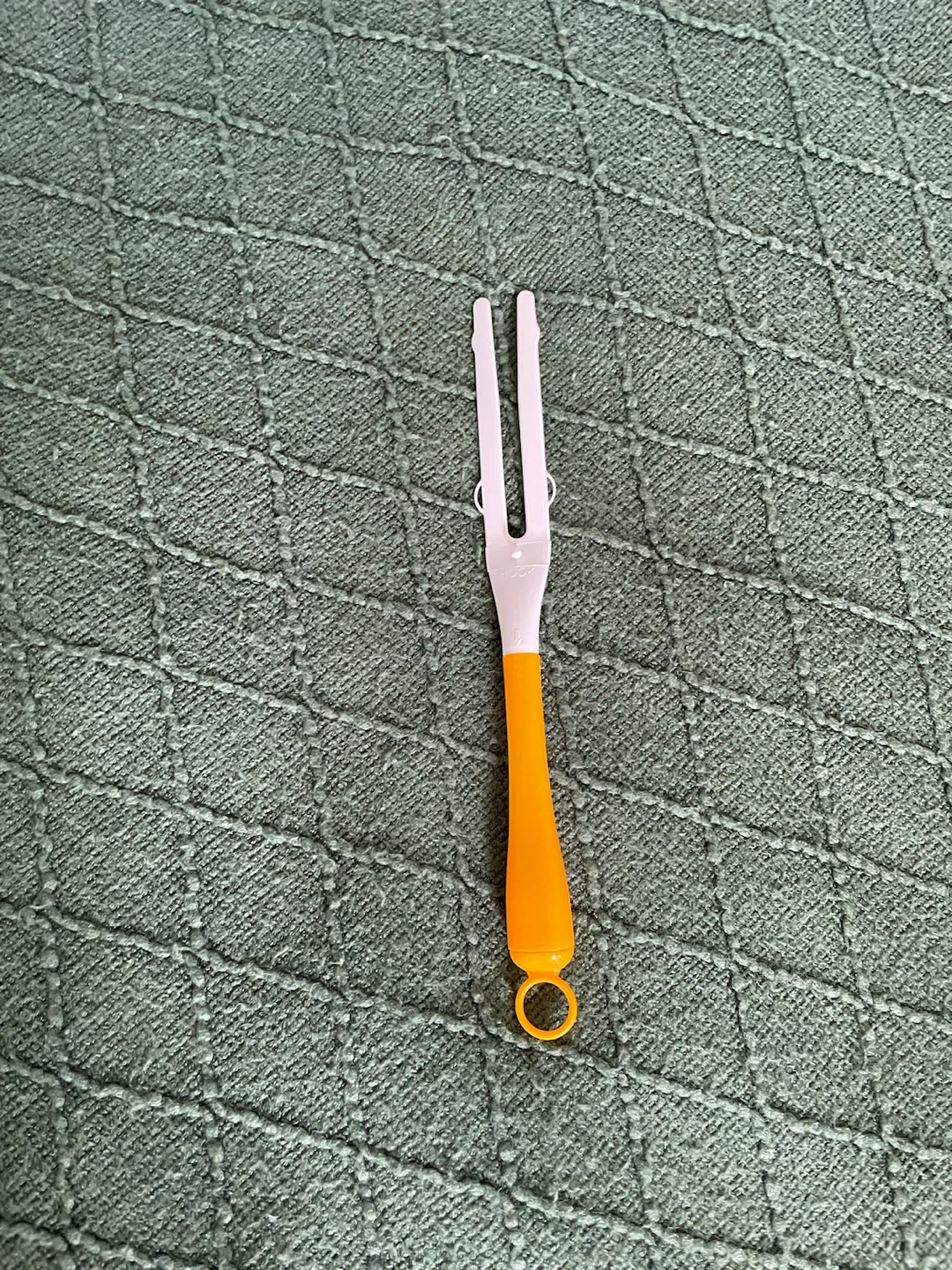 Small Plastic Duster Fork