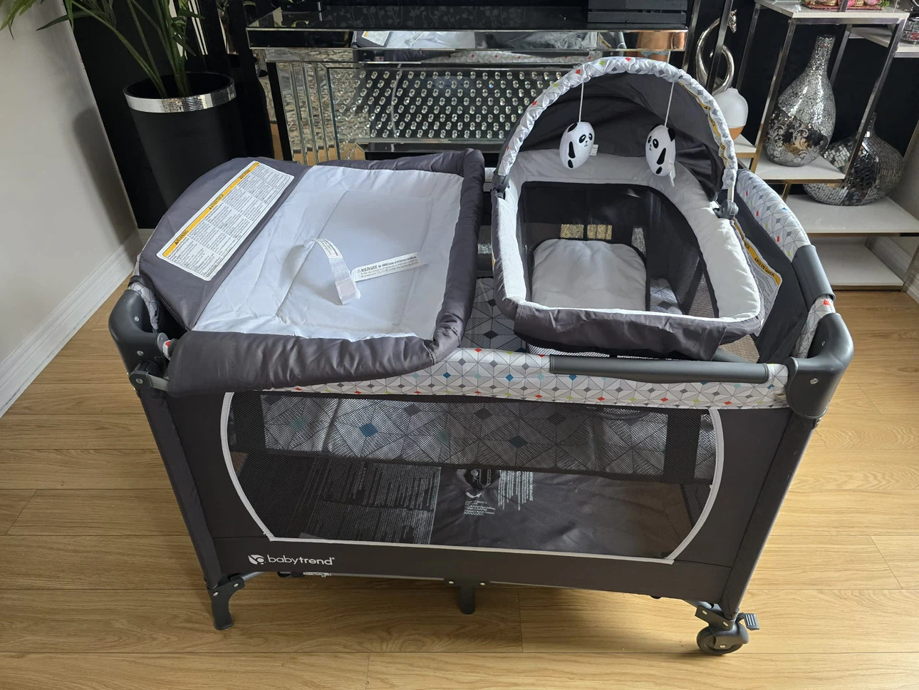Baby Trend Deluxe Newborn 2 in 1 Bassinet - photo 2