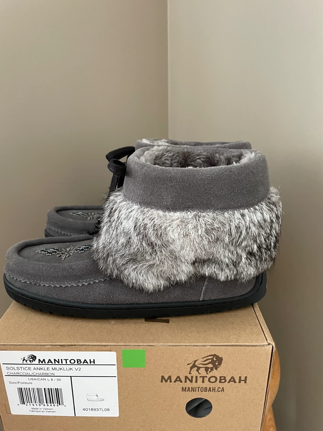 Manitobah Mukluks Solstice Ankle Mukluks V2 Charcoal Size L/8 - photo 2
