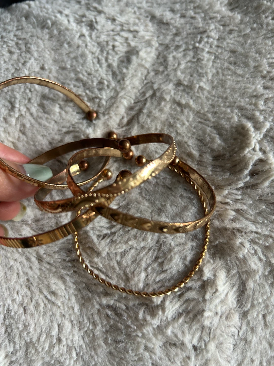 Set of 5 Gold-Tone Bangle Bracelets - photo 2