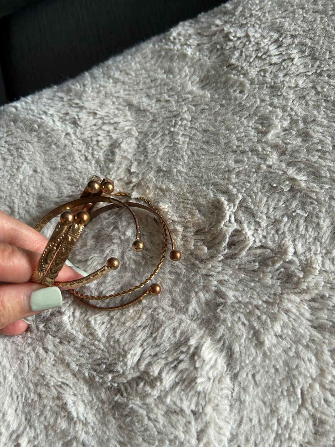 Set of 5 Gold-Tone Bangle Bracelets - photo 3