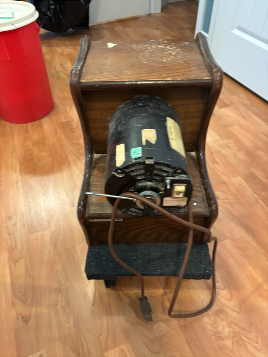Magic Mill Grain Grinder - photo 4