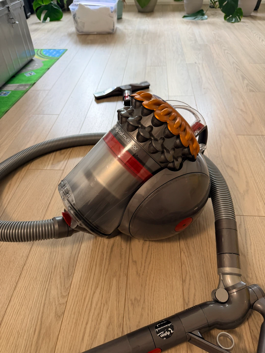 Dyson Cinetic Big Ball Vacuum 🧹 - photo 3