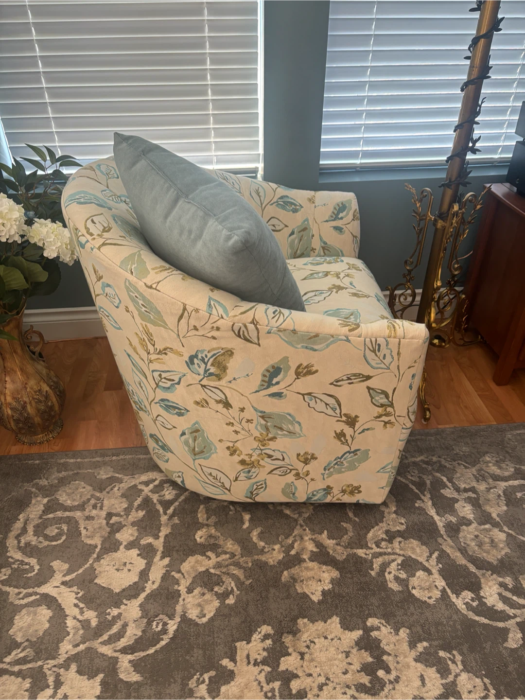 Floral Accent Chair - photo 2