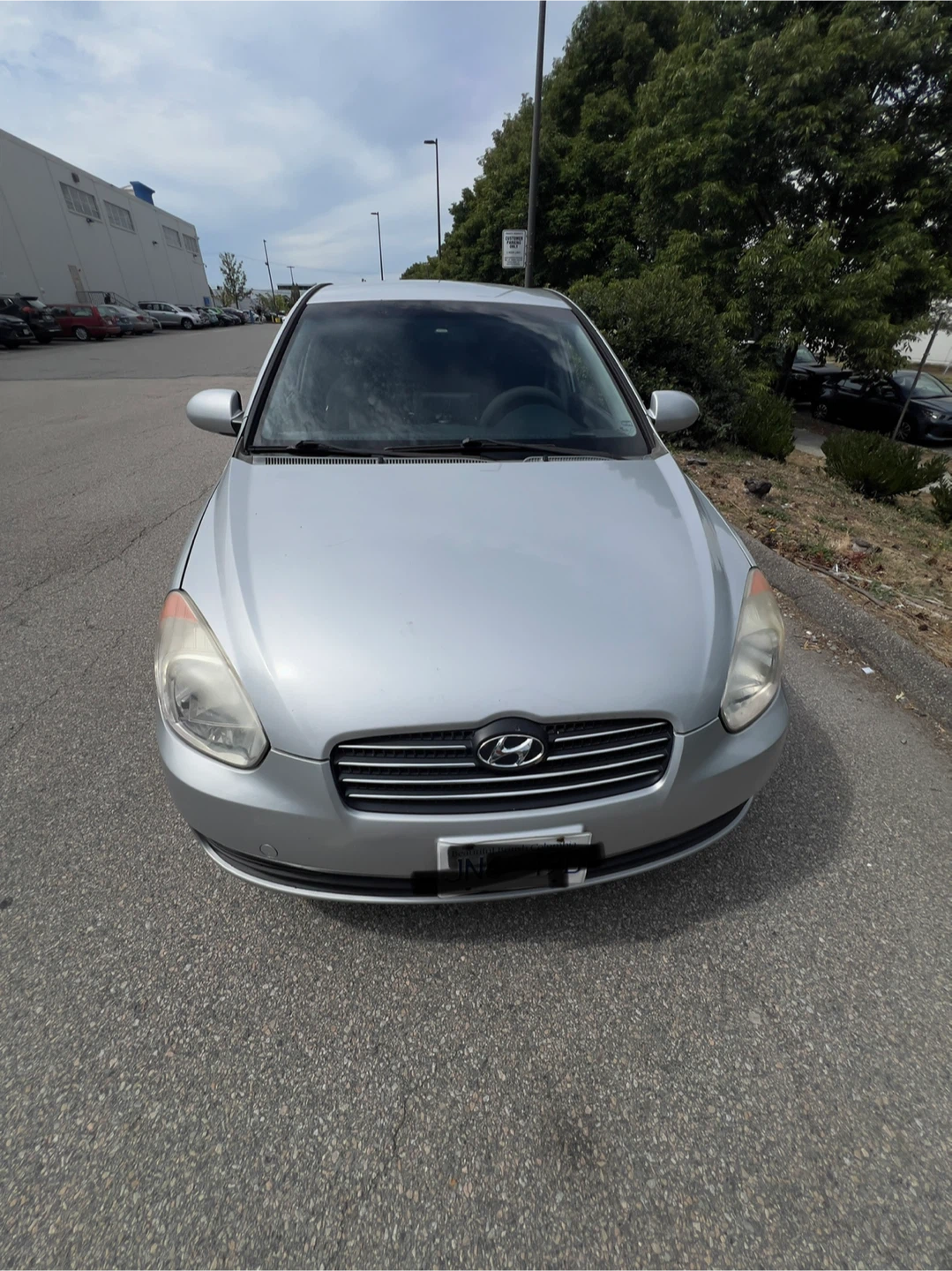Silver Hyundai Accent 2006 Low Kms