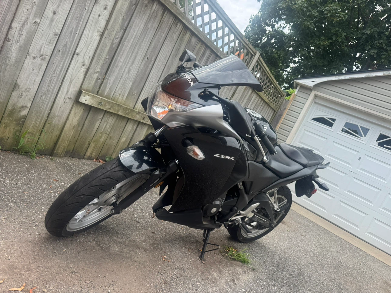 Black Honda CBR 250CC Motorcycle - photo 5