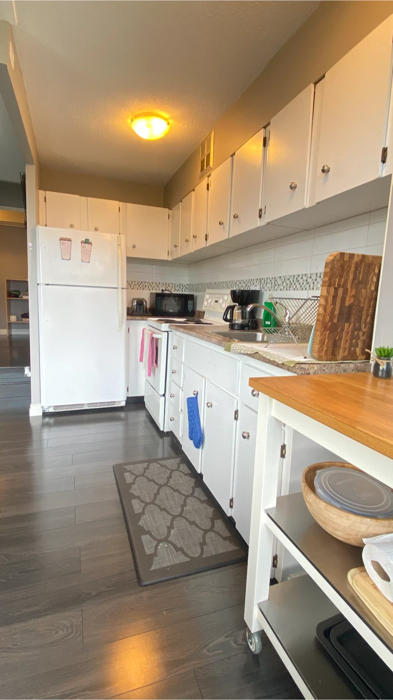 Downtown Edmonton Rent - photo 2
