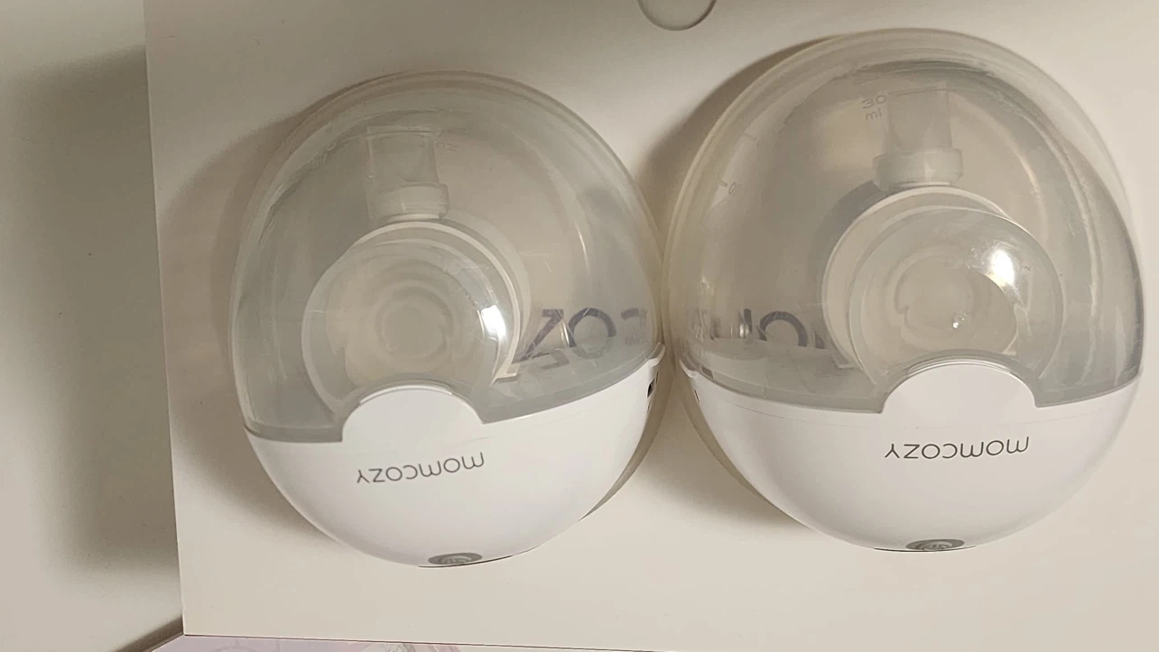 Momcozy Wearable Breast Pump Set - photo 2