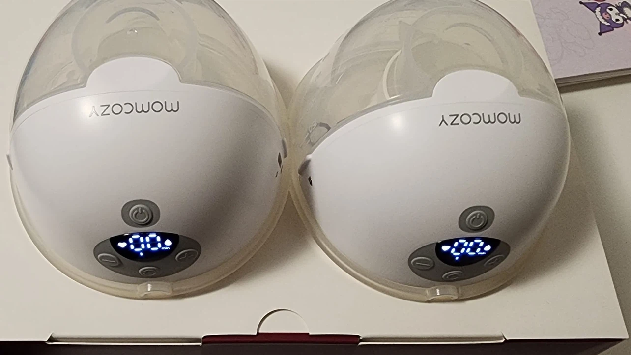 Momcozy Wearable Breast Pump Set - photo 5