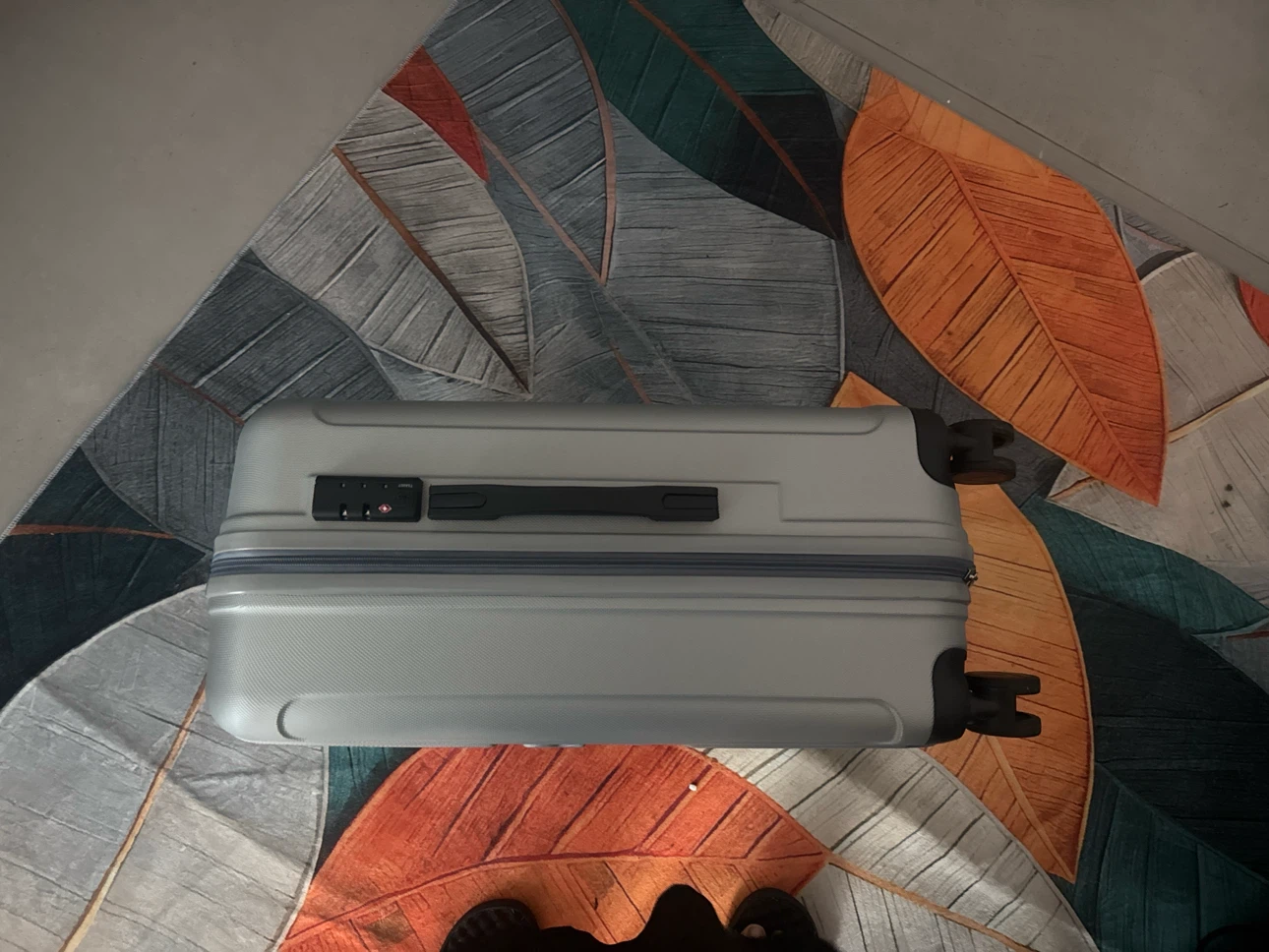 Hechter Paris Silver Hardside Carry-On Luggage - photo 2