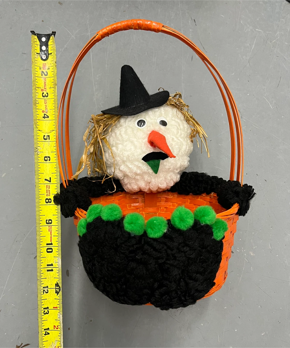 Vintage Halloween Yarn Pom Pom Ghost & Basket Lot 3pc - photo 2