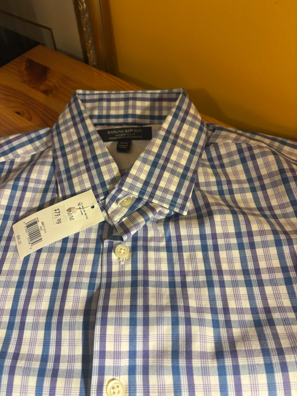 Brand new Banana Republic Men's Plaid Dress Shirt - Size Medium