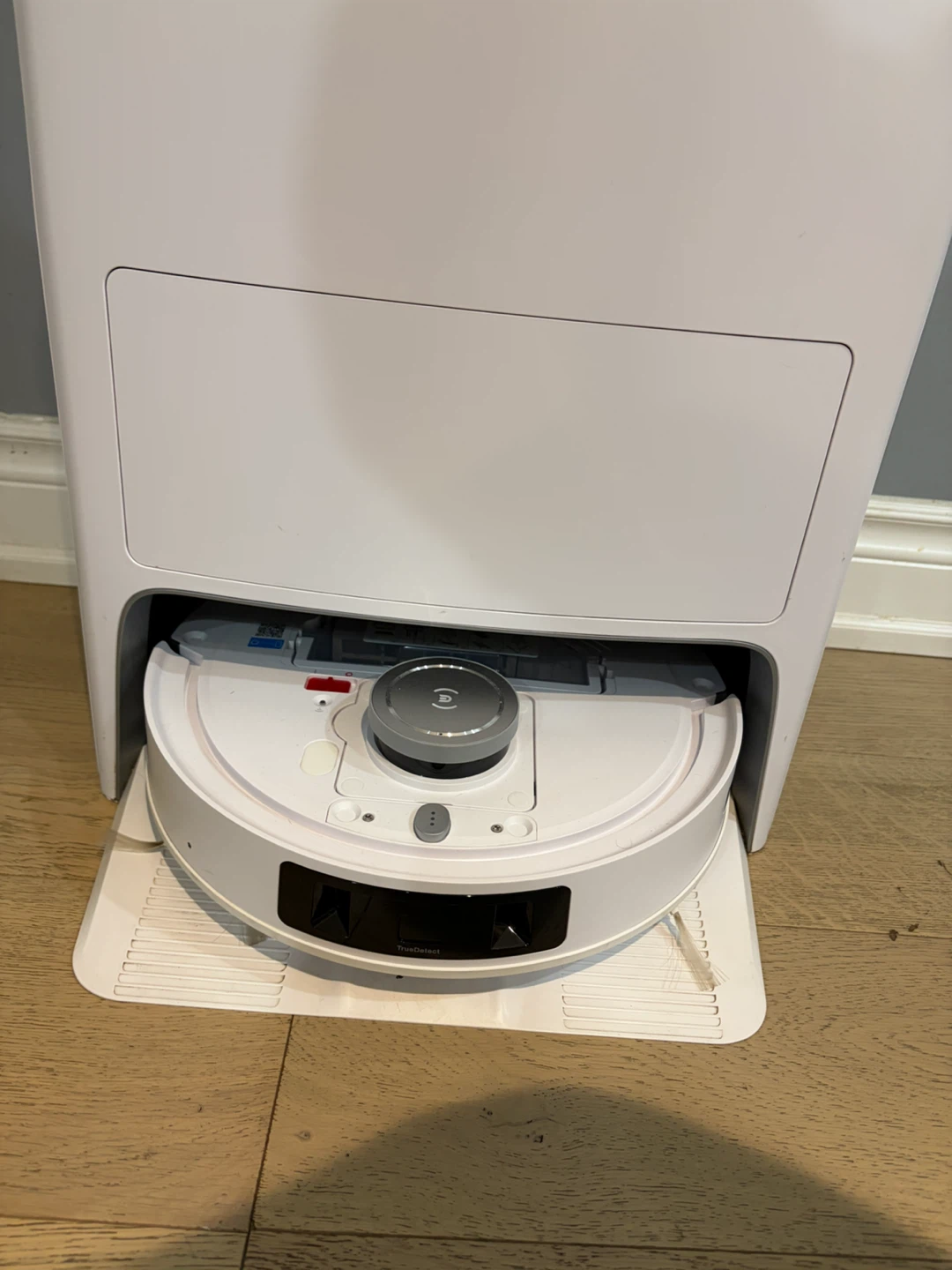ECOVACS DEEBOT T20 OMNI Robot Vacuum & Mop - photo 2