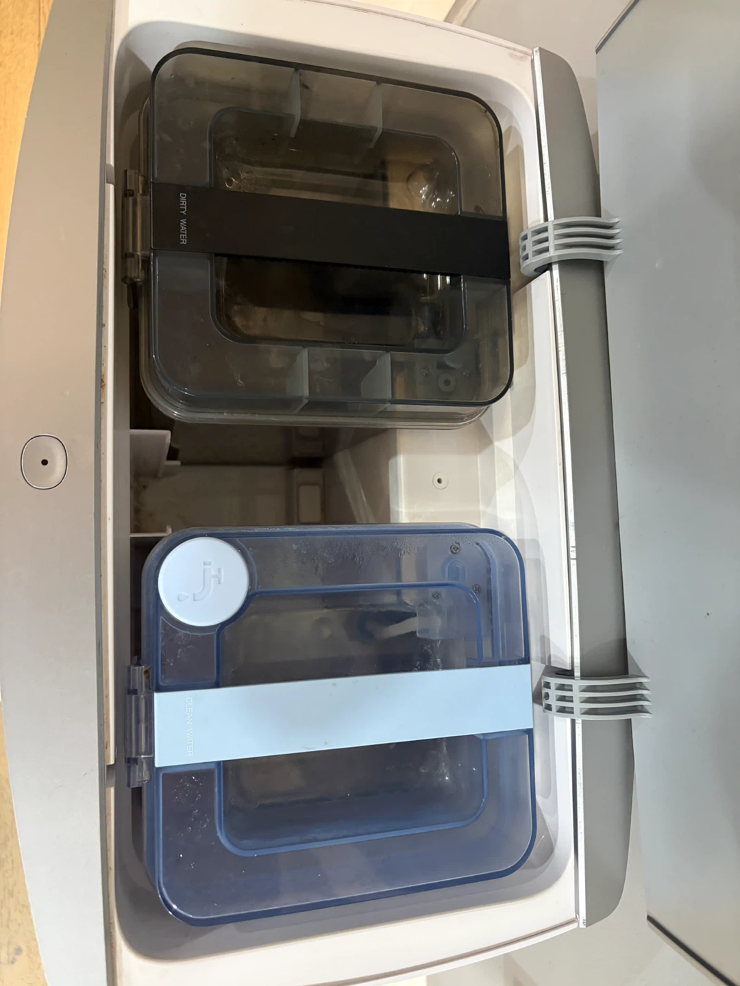 ECOVACS DEEBOT T20 OMNI Robot Vacuum & Mop - photo 3