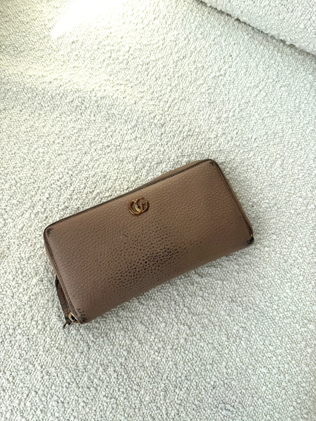 Gucci GG Marmont Continental Wallet