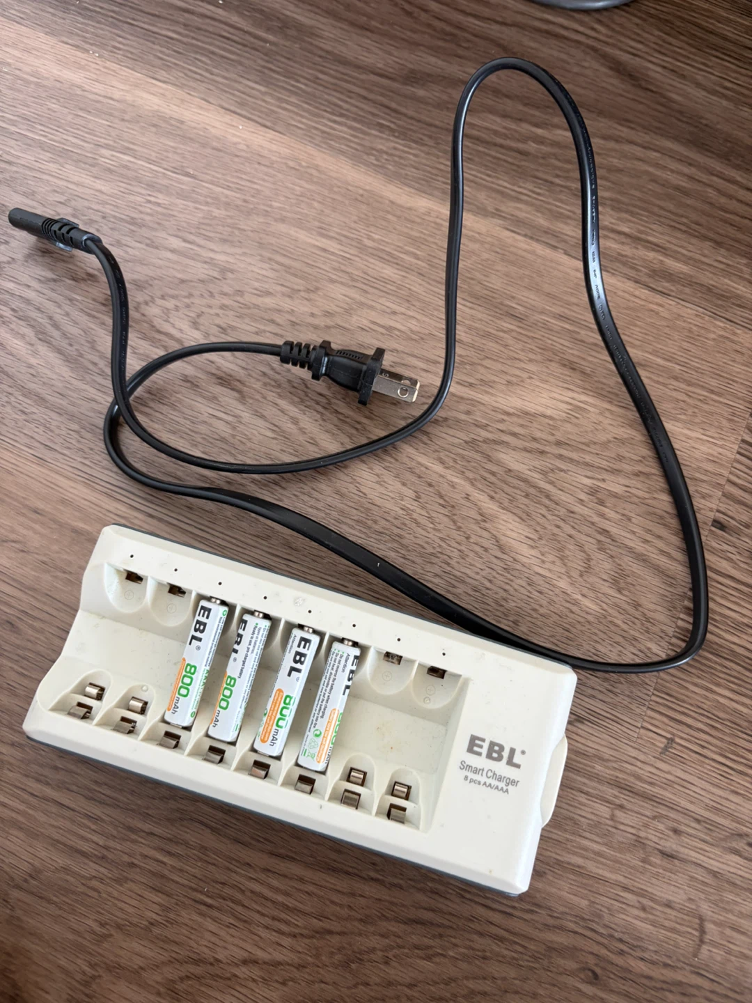 EBL Smart Battery Charger