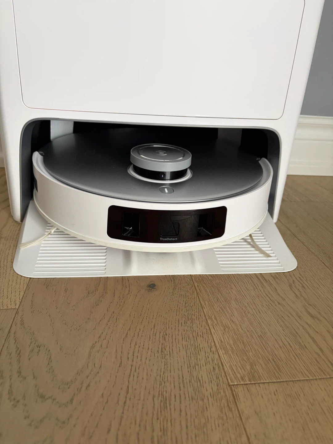 ECOVACS DEEBOT TEO OMNI Robot Vacuum & Mop