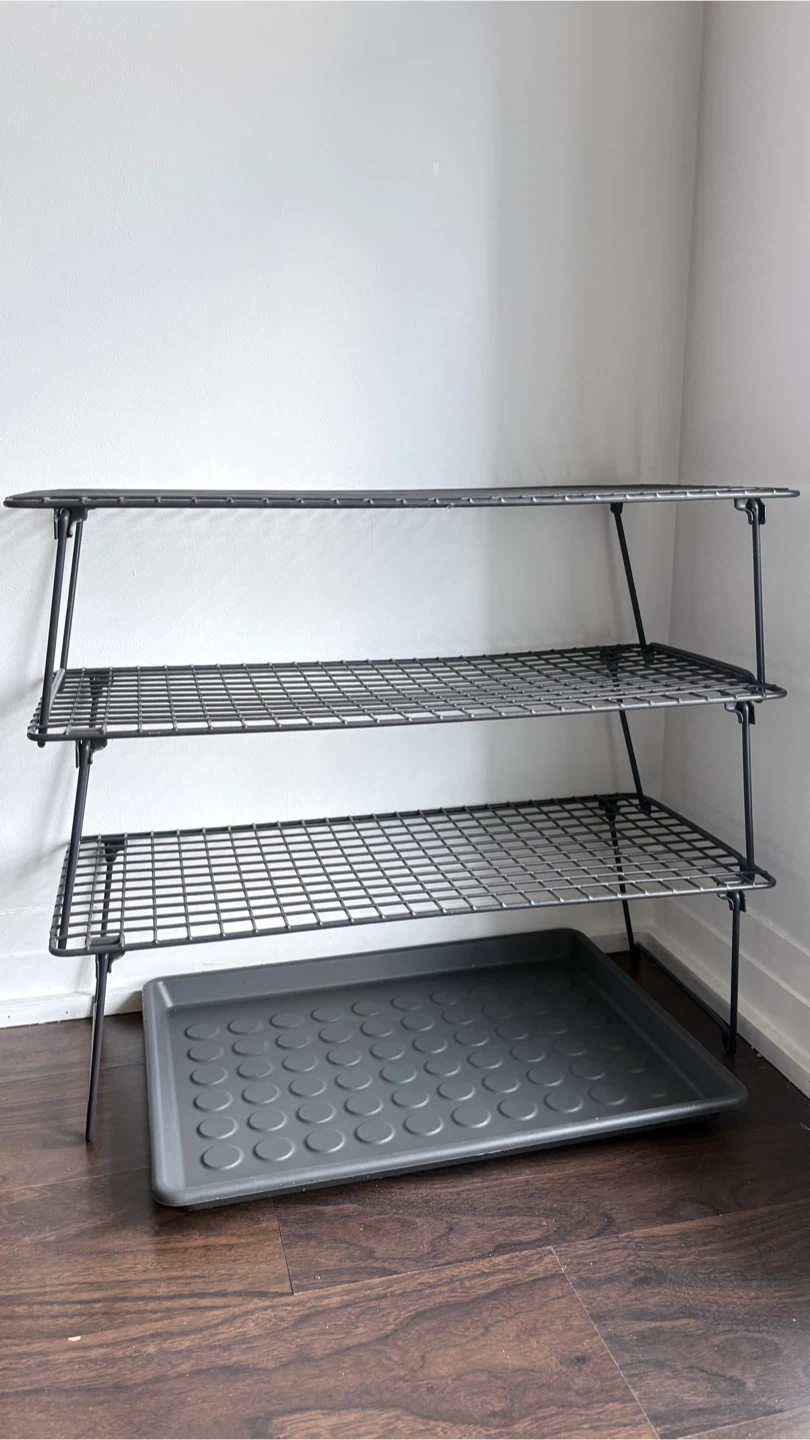 IKEA GREJIG Shoe Rack & BAGGMUCK Shoe Tray - photo 2