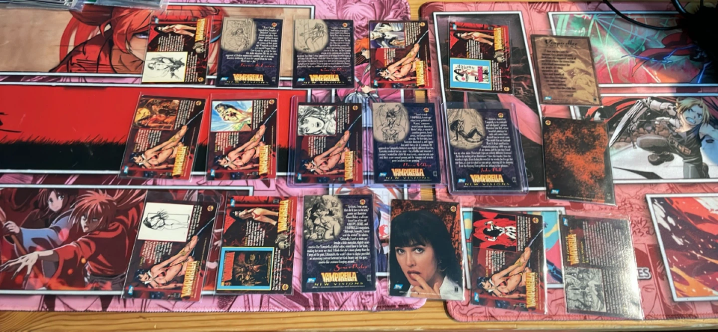 Vampirella New Visions Trading Cards - photo 2