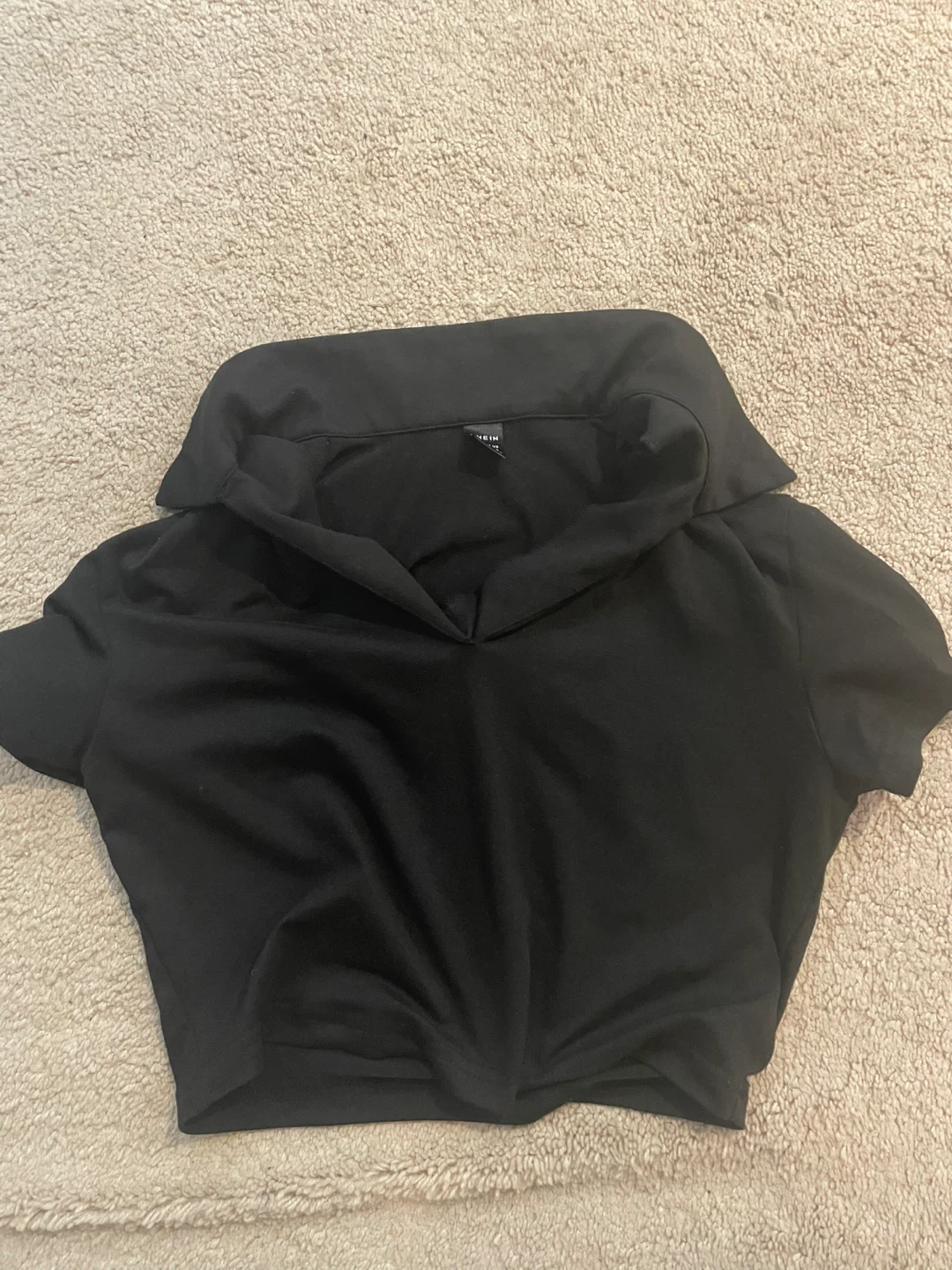 SHEIN black short sleeve polo crop top - photo 2