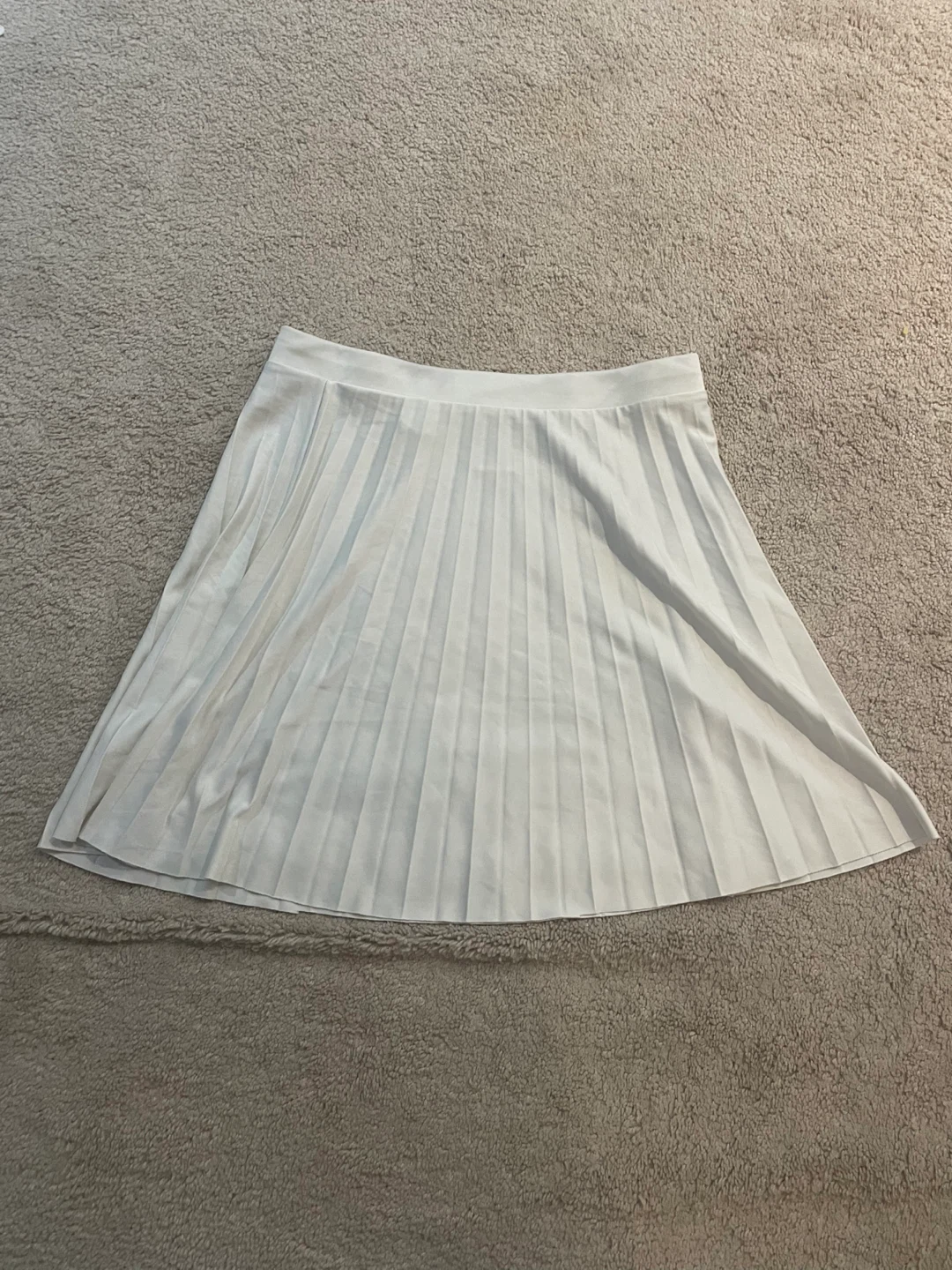 H&M White Pleated Mini Skirt