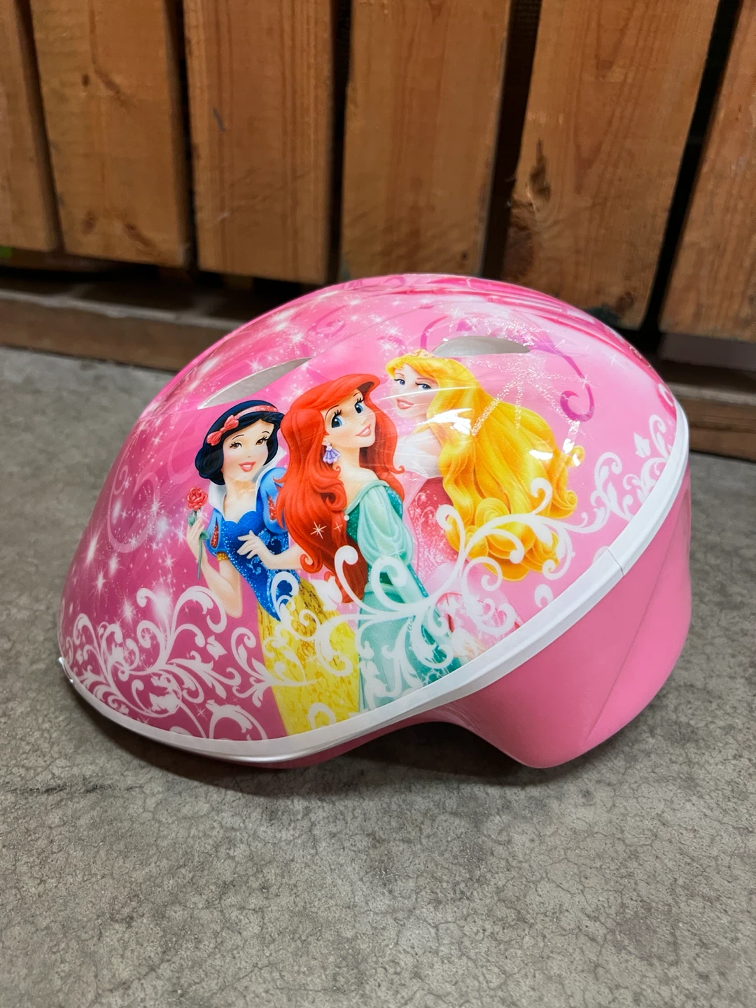 Girls Disney Princess Helmet, Knee & Elbow Pads Set - photo 2