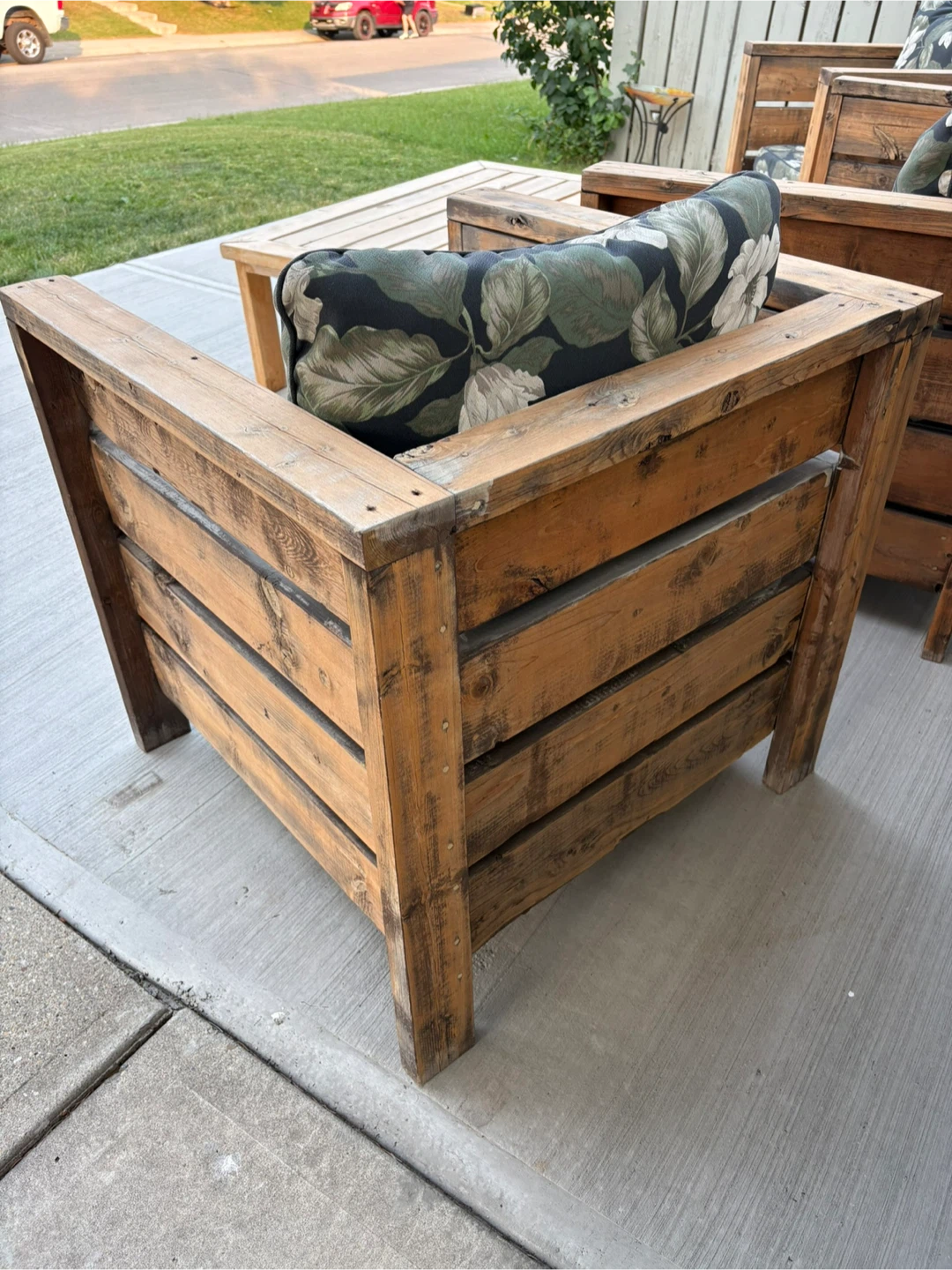 Handmade Custom Wooden patio chair with floral cushions - photo 4
