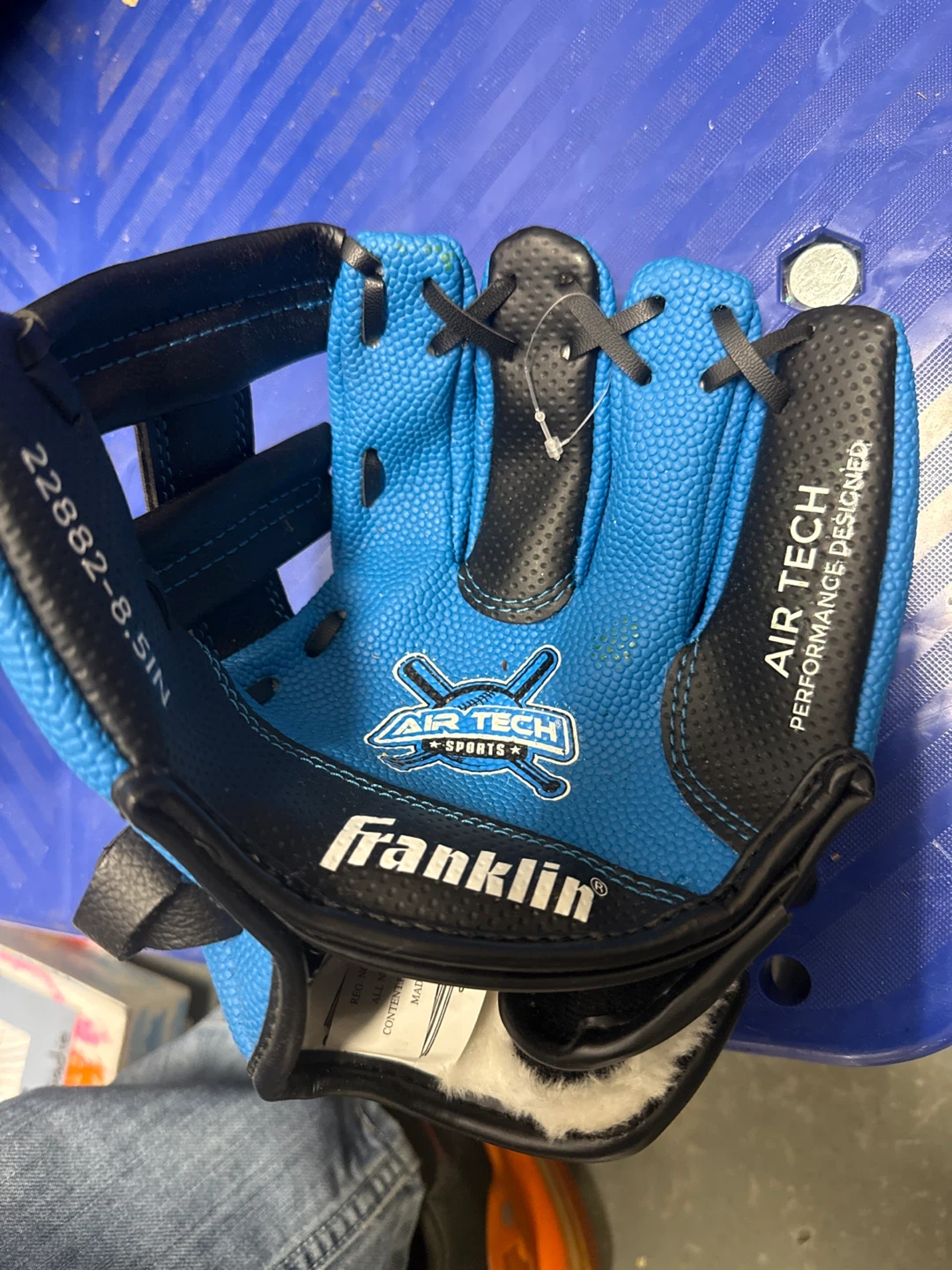 Franklin Air Tech Baseball Glove 8.5IN