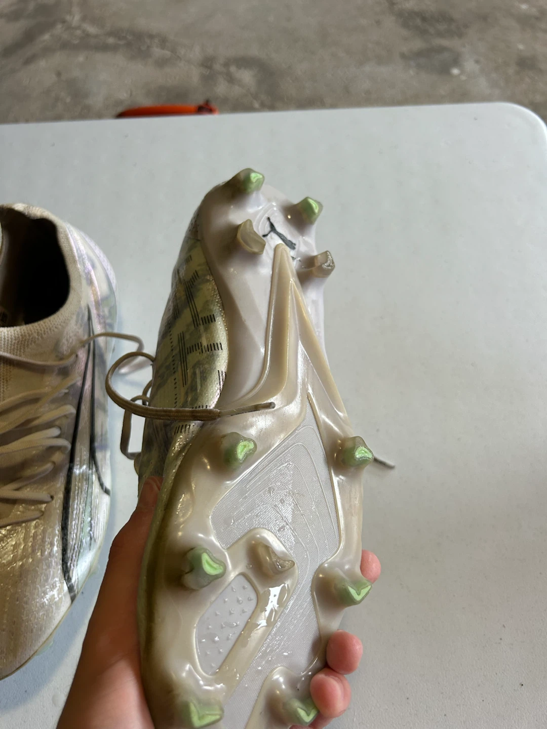 Puma ultra ELITE soccer cleats, white colour way, - photo 3