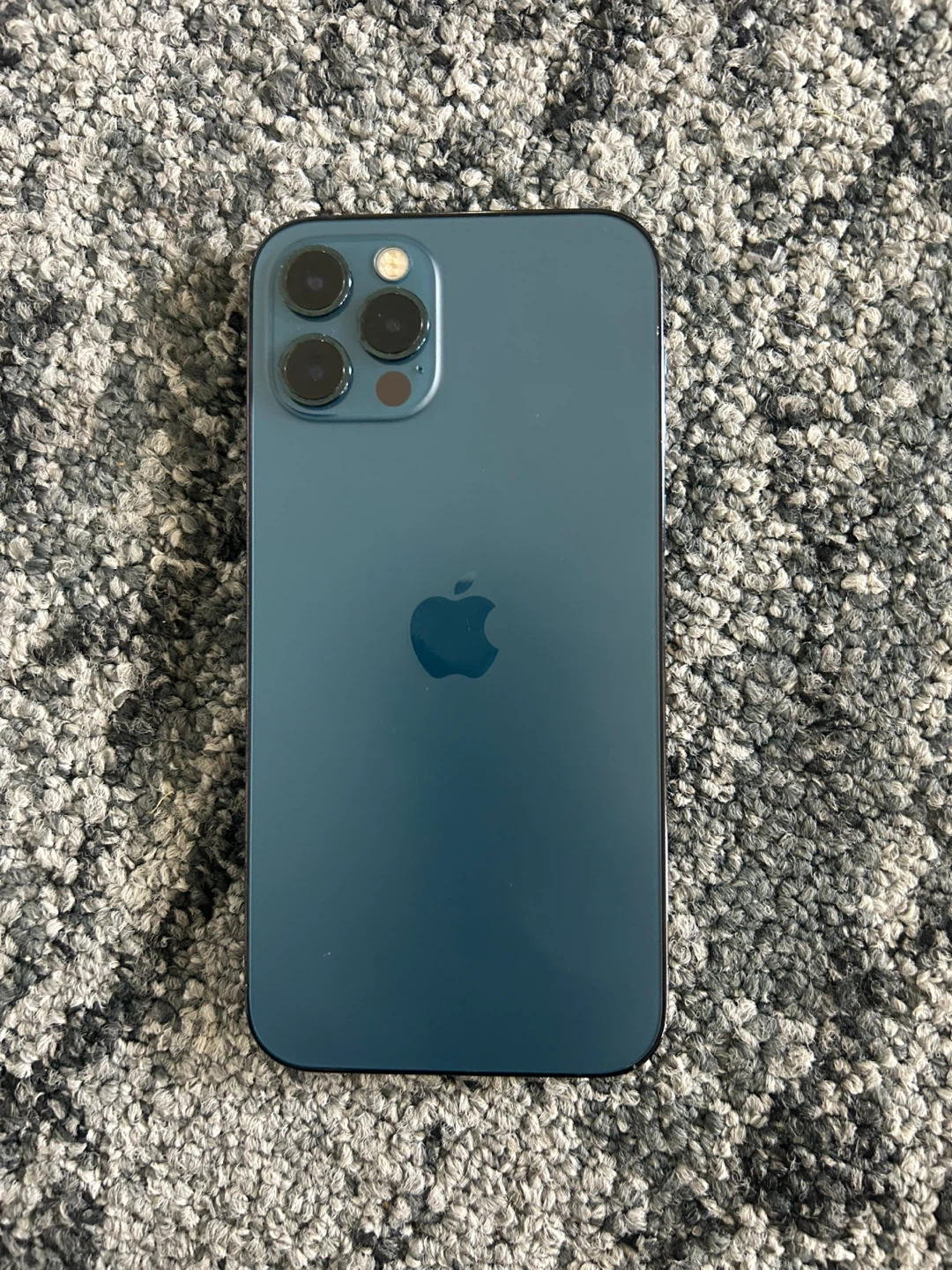 Apple iPhone 12 Pro - photo 4