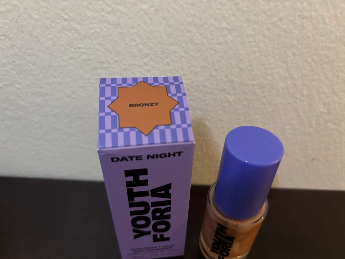 NEW-Youthforia "Bronzy" Sunkissed Liquid Skin Enhancer - photo 2